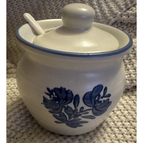 Pfaltzgraff Yorktowne Stoneware Jam Jelly Jar Honey Pot with Slotted Lid Vintage - Picture 1 of 7